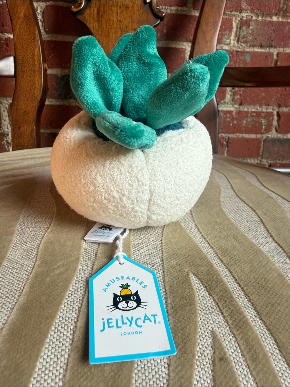 JELLY CAT AMUSABLE SKULL PLANTER - Picture 5 of 6